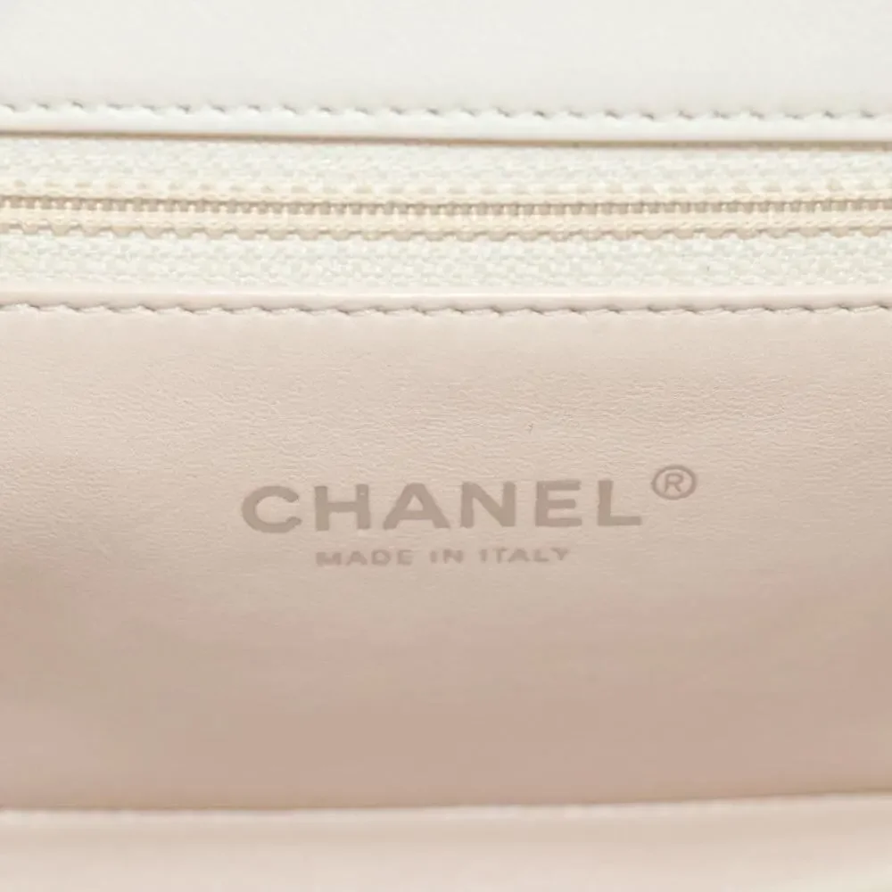 Chanel Matelasse Shoulder Bag White